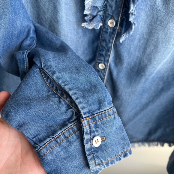 Splendid Chambray Ruffle Top - Picture 4 of 5